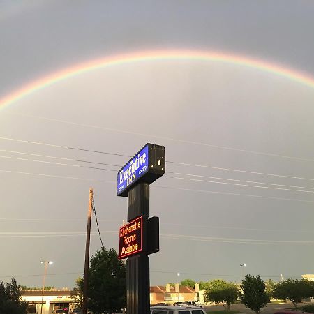 The Executive Inn & Suites Amarillo Esterno foto