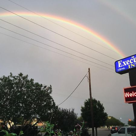 The Executive Inn & Suites Amarillo Esterno foto