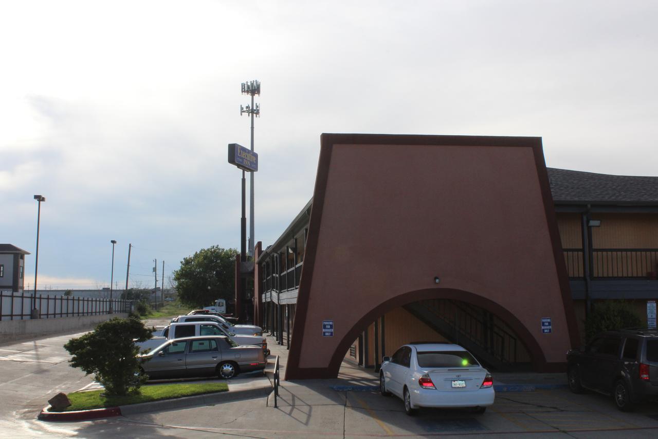 The Executive Inn & Suites Amarillo Esterno foto